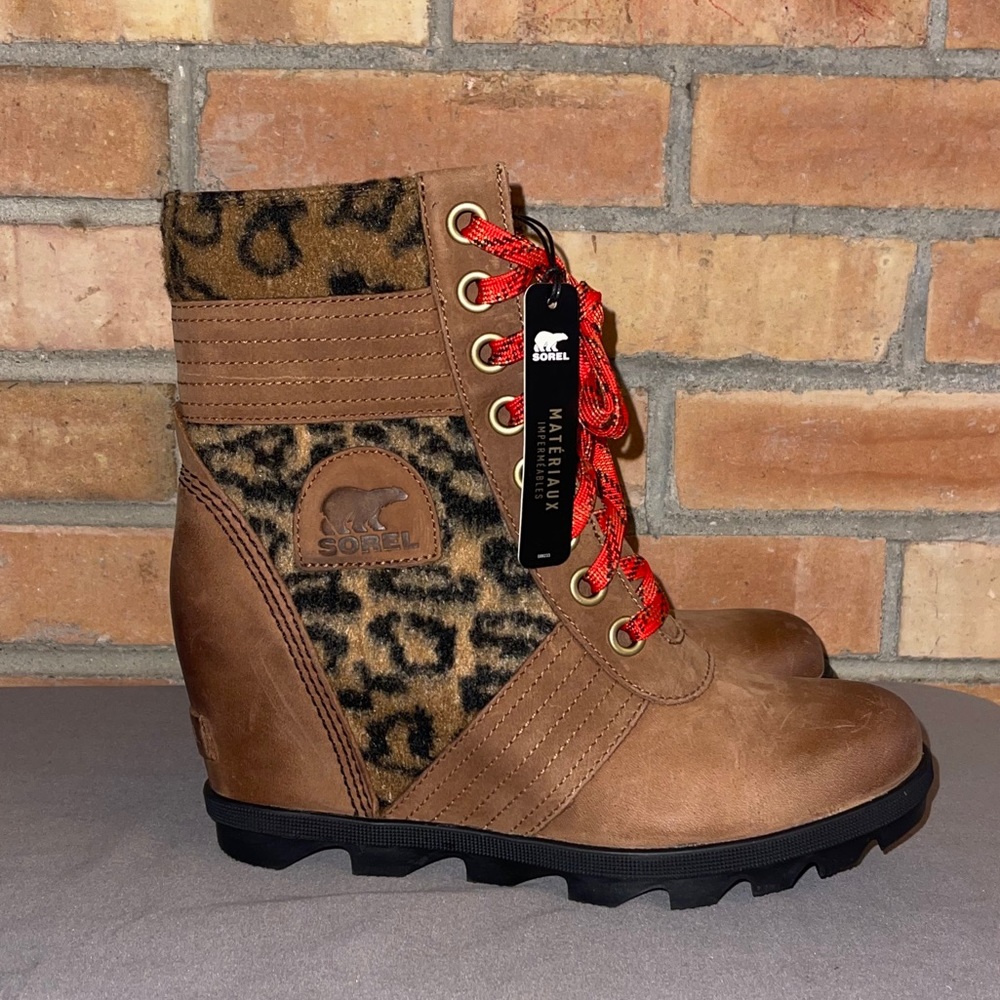 NWT Sorel Waterproof Lexie Wedge Boots in Leopard - Picture 3 of 7